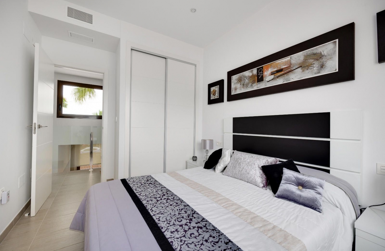 Resale - Villa - Rojales
