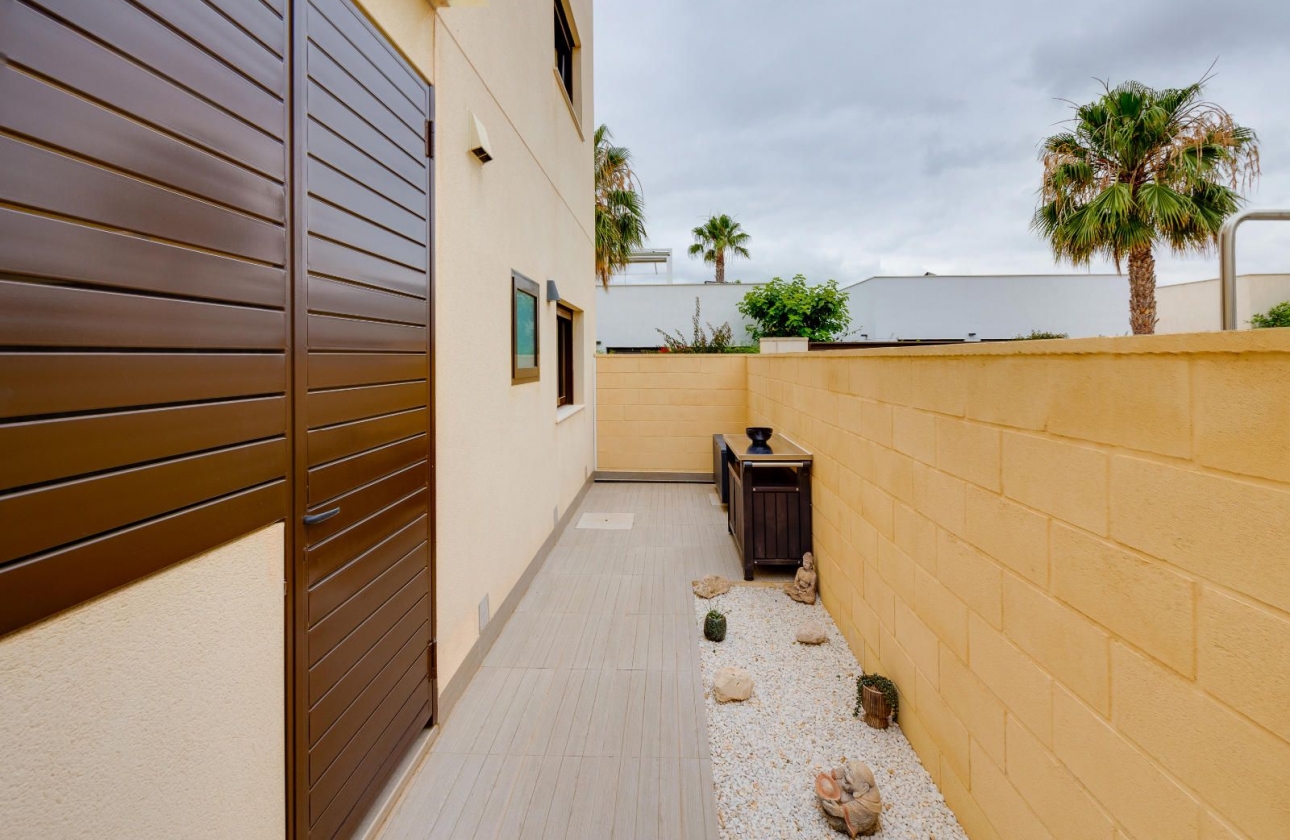 Resale - Villa - Rojales
