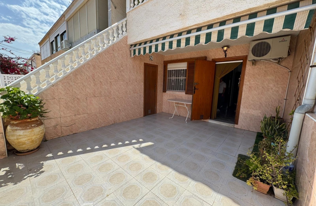 Reventa - Bungalow - Torrevieja - Playa De Los Naufragos