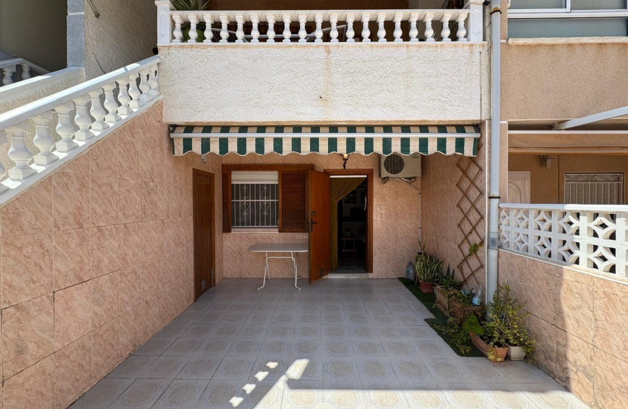 Reventa - Bungalow - Torrevieja - Playa De Los Naufragos