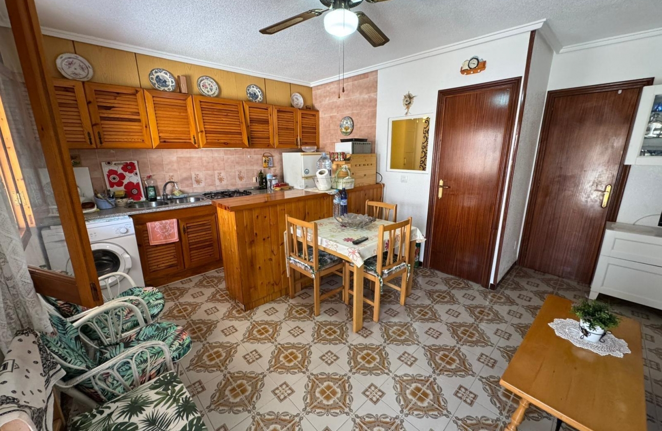 Reventa - Bungalow - Torrevieja - Playa De Los Naufragos
