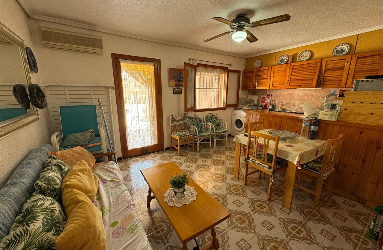 Reventa - Bungalow - Torrevieja - Playa De Los Naufragos