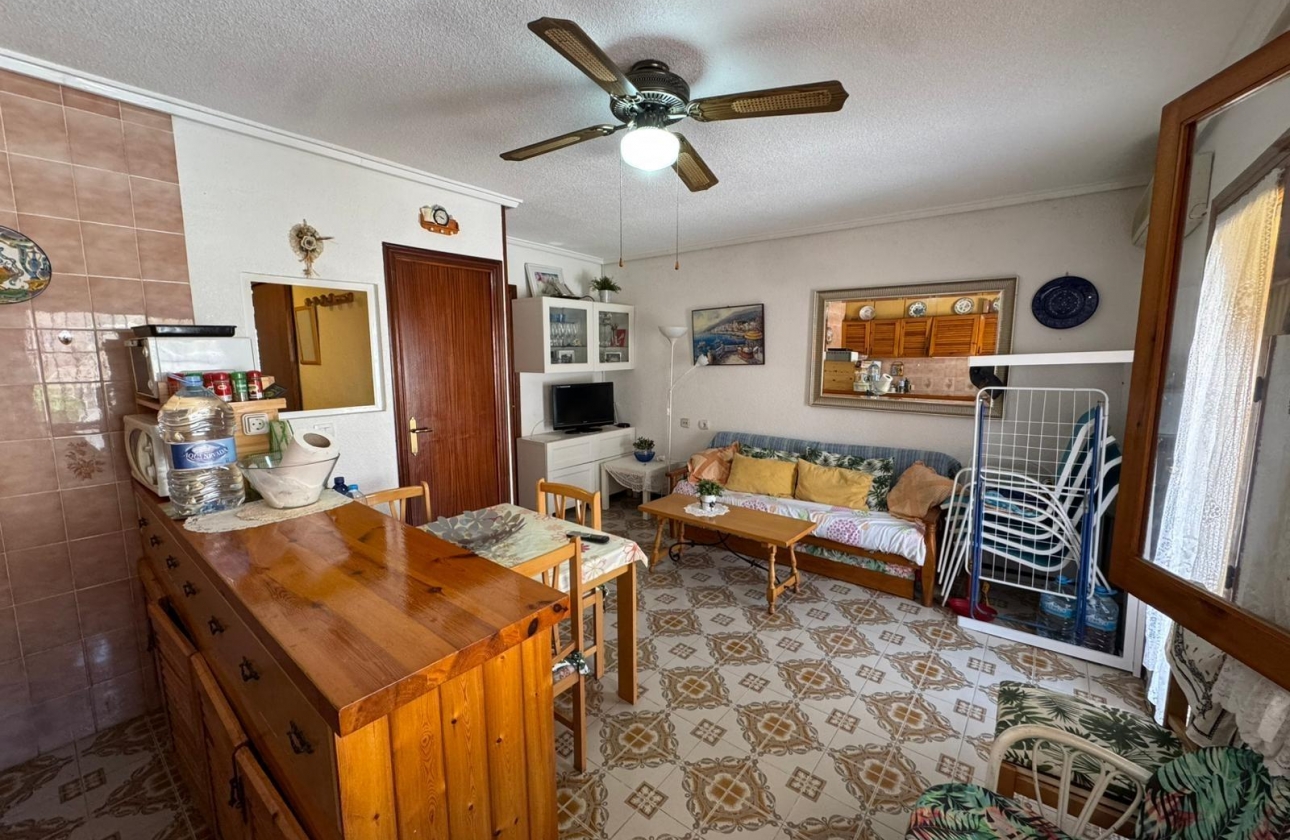 Reventa - Bungalow - Torrevieja - Playa De Los Naufragos