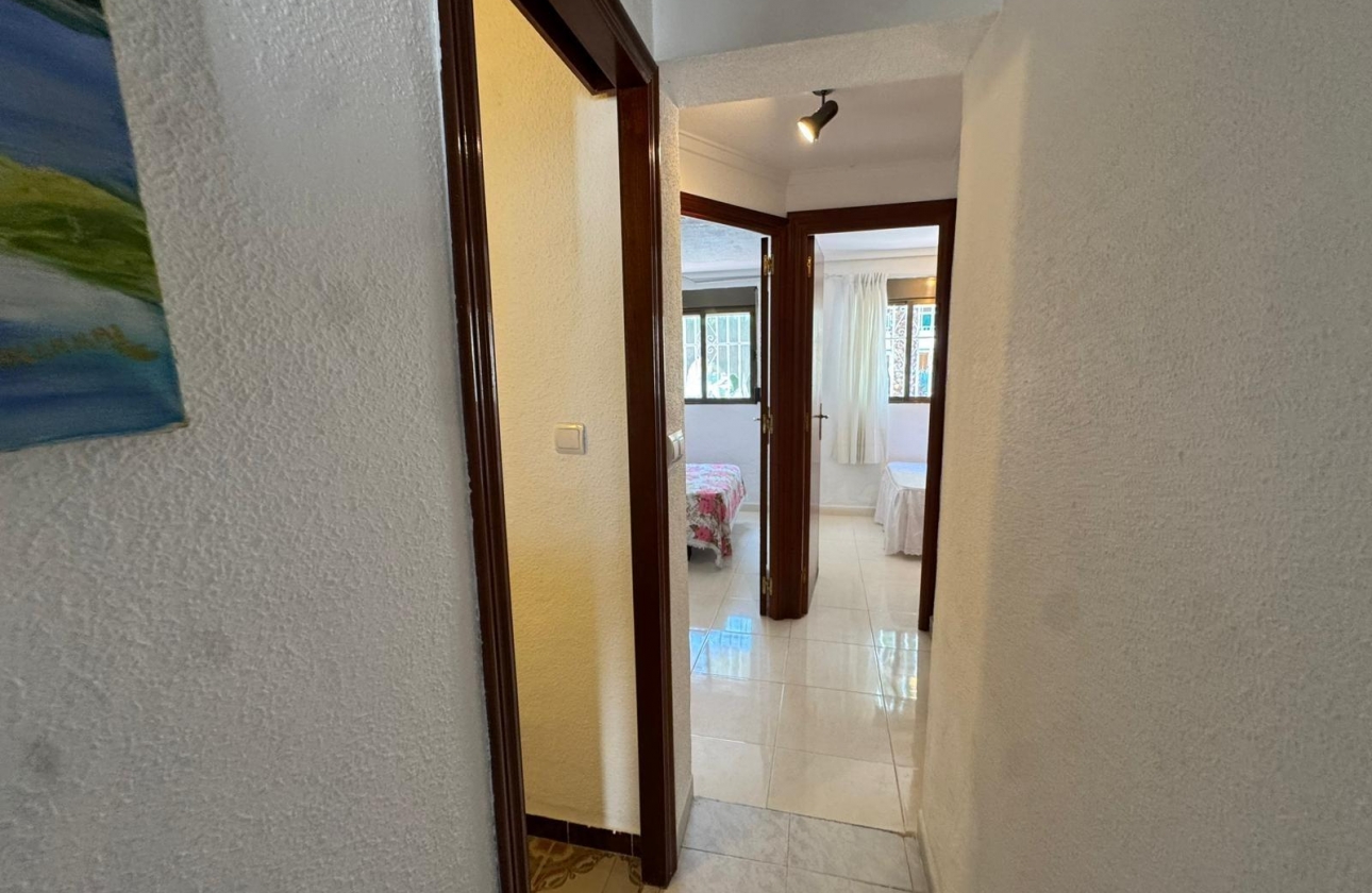 Reventa - Bungalow - Torrevieja - Playa De Los Naufragos