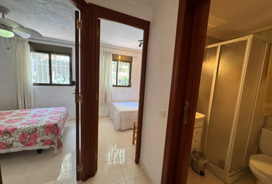 Reventa - Bungalow - Torrevieja - Playa De Los Naufragos