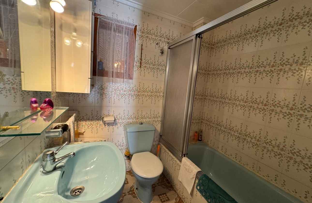 Reventa - Bungalow - Torrevieja - Playa De Los Naufragos
