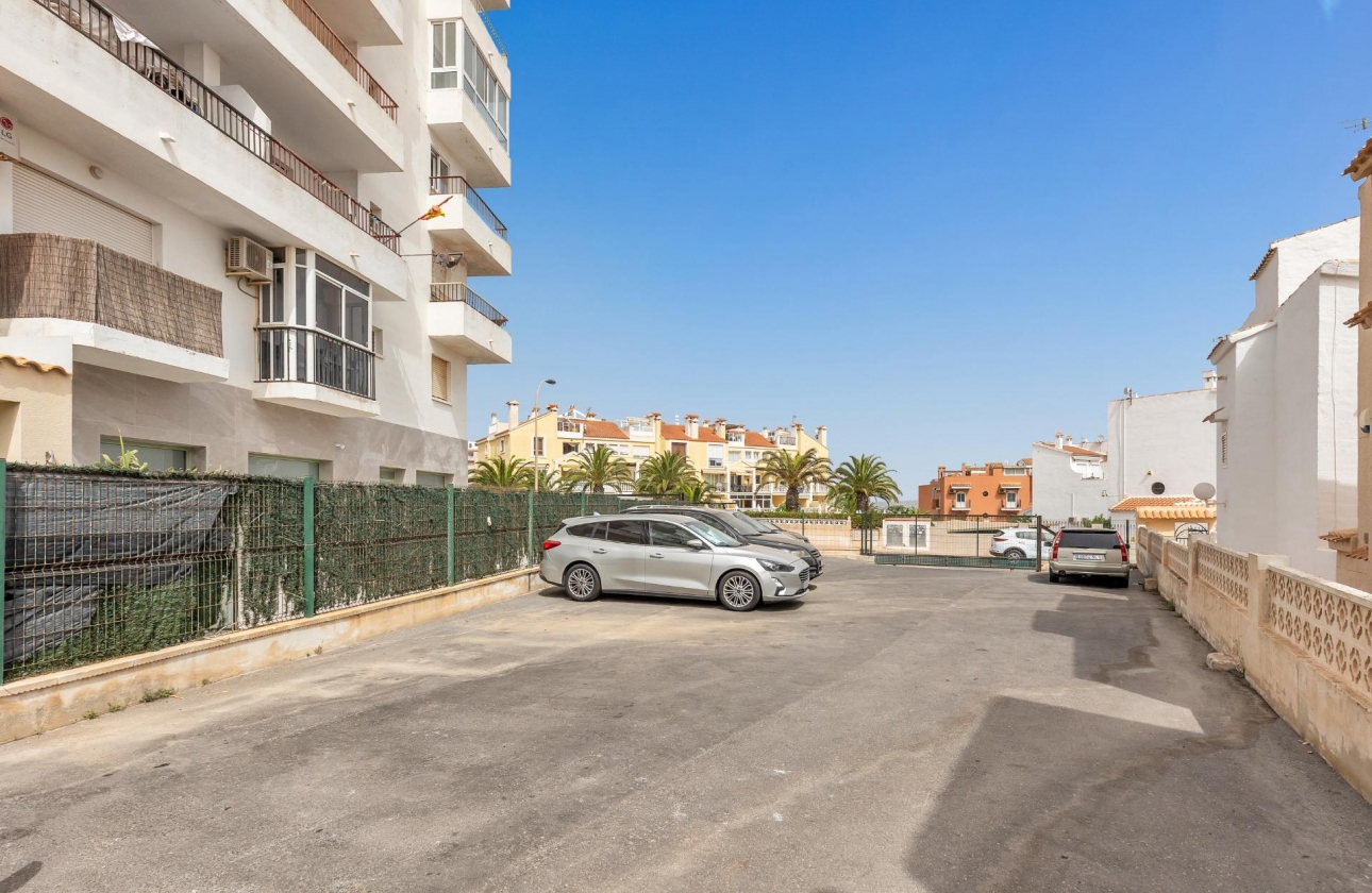 Reventa - Estudio - Torrevieja - Torreblanca
