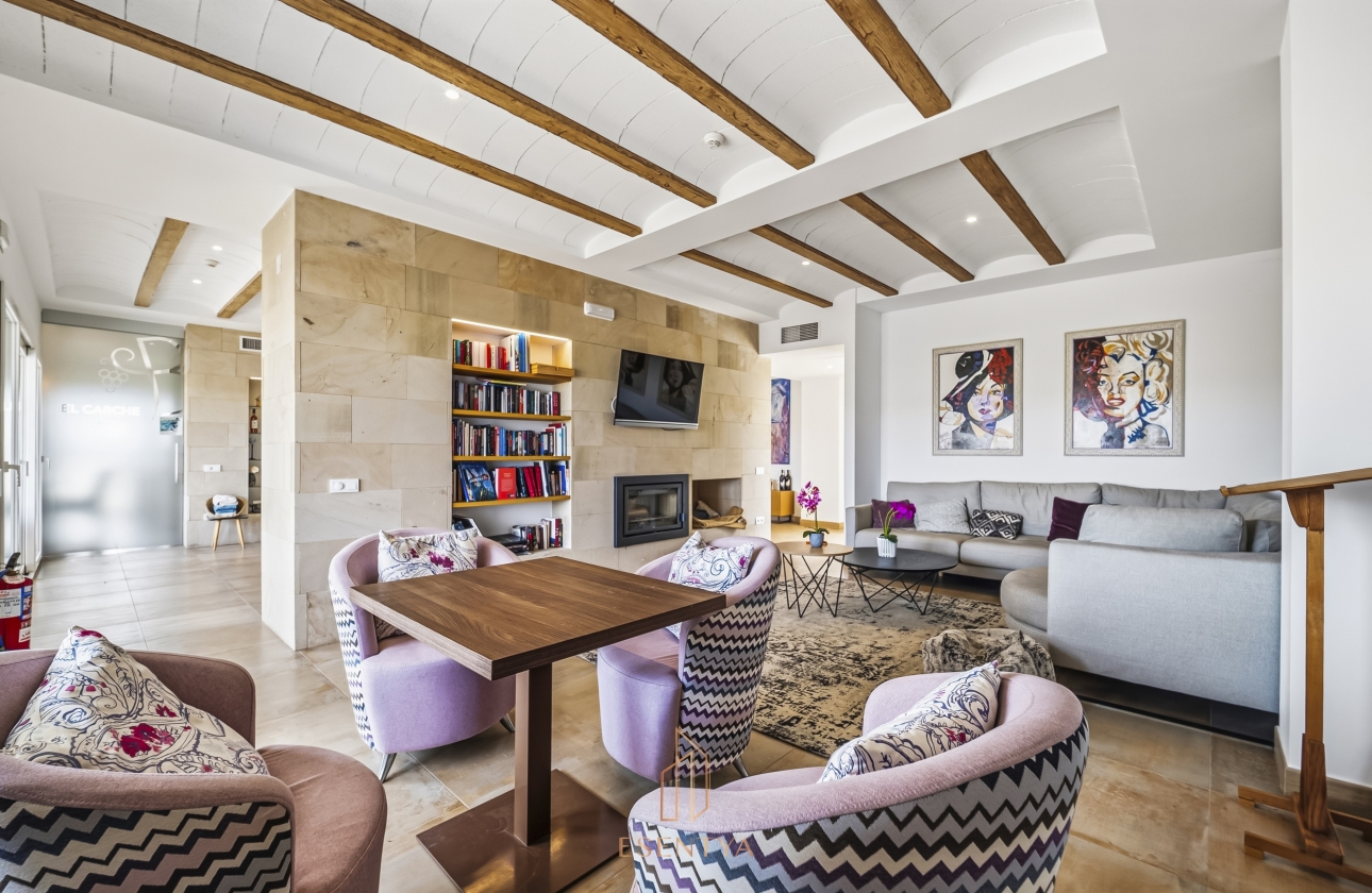 Resale - Villa - Yecla