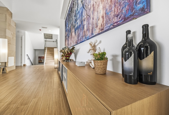 Resale - Villa - Yecla