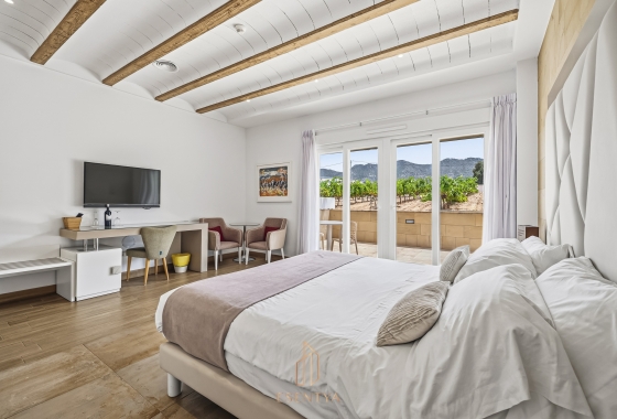 Resale - Villa - Yecla