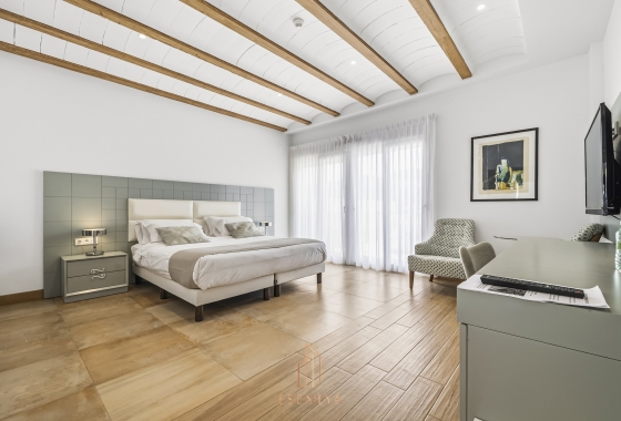 Resale - Villa - Yecla