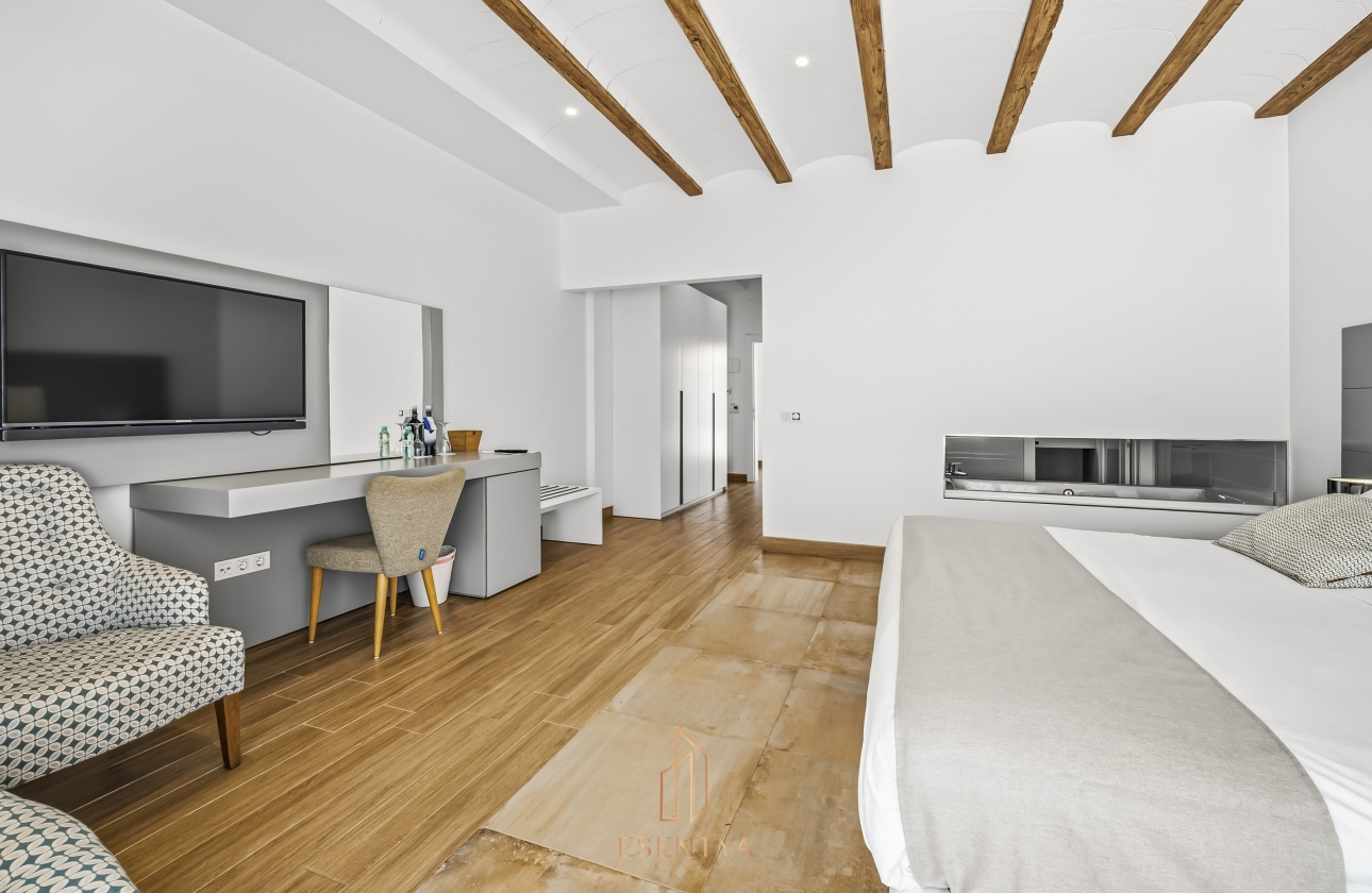 Resale - Villa - Yecla