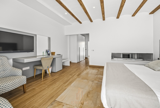 Resale - Villa - Yecla