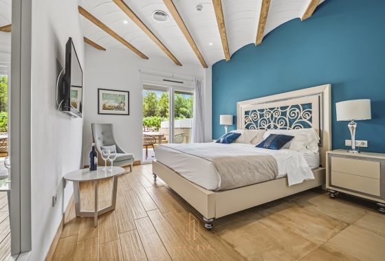 Resale - Villa - Yecla