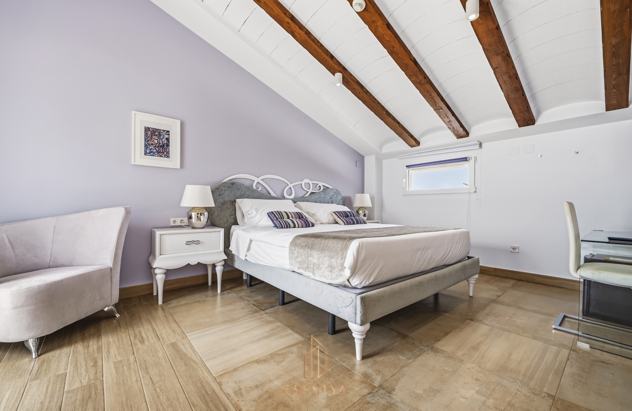 Resale - Villa - Yecla