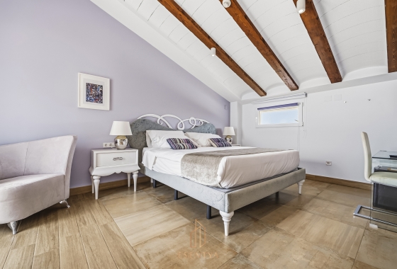 Resale - Villa - Yecla