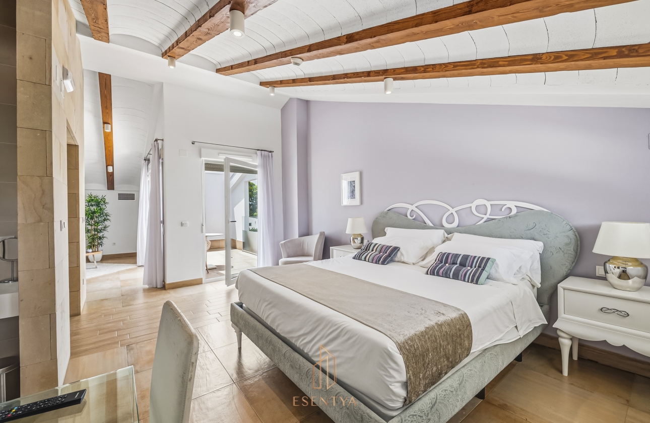 Resale - Villa - Yecla