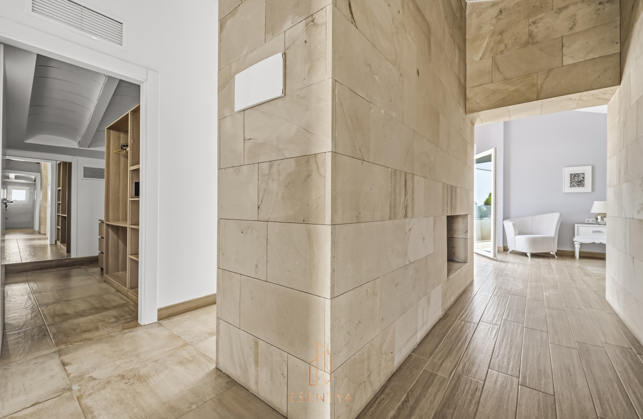 Resale - Villa - Yecla