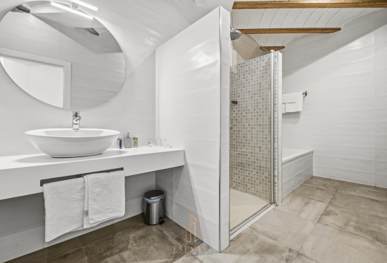Resale - Villa - Yecla