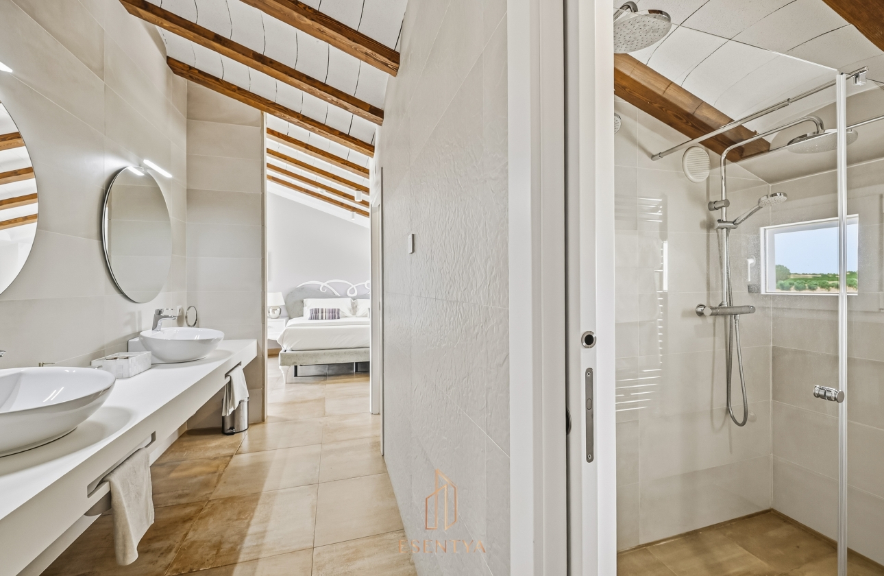 Resale - Villa - Yecla