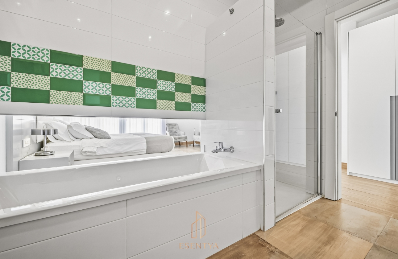 Resale - Villa - Yecla