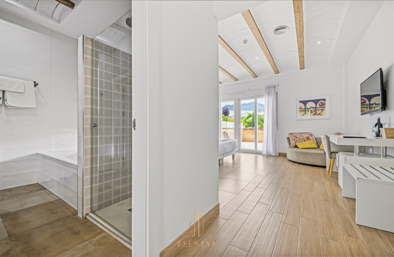 Resale - Villa - Yecla
