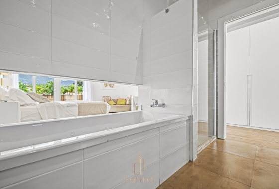 Resale - Villa - Yecla