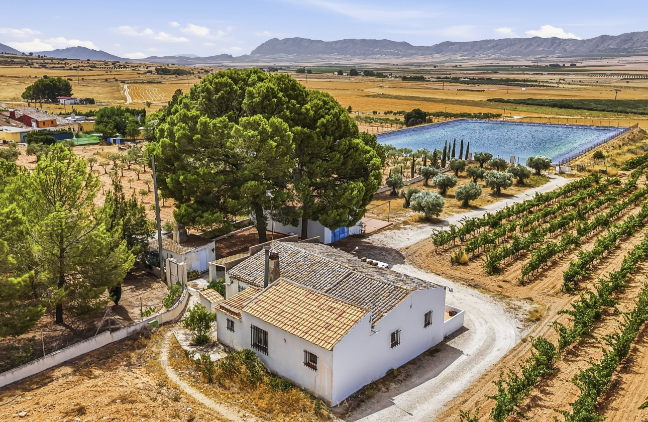 Resale - Villa - Yecla