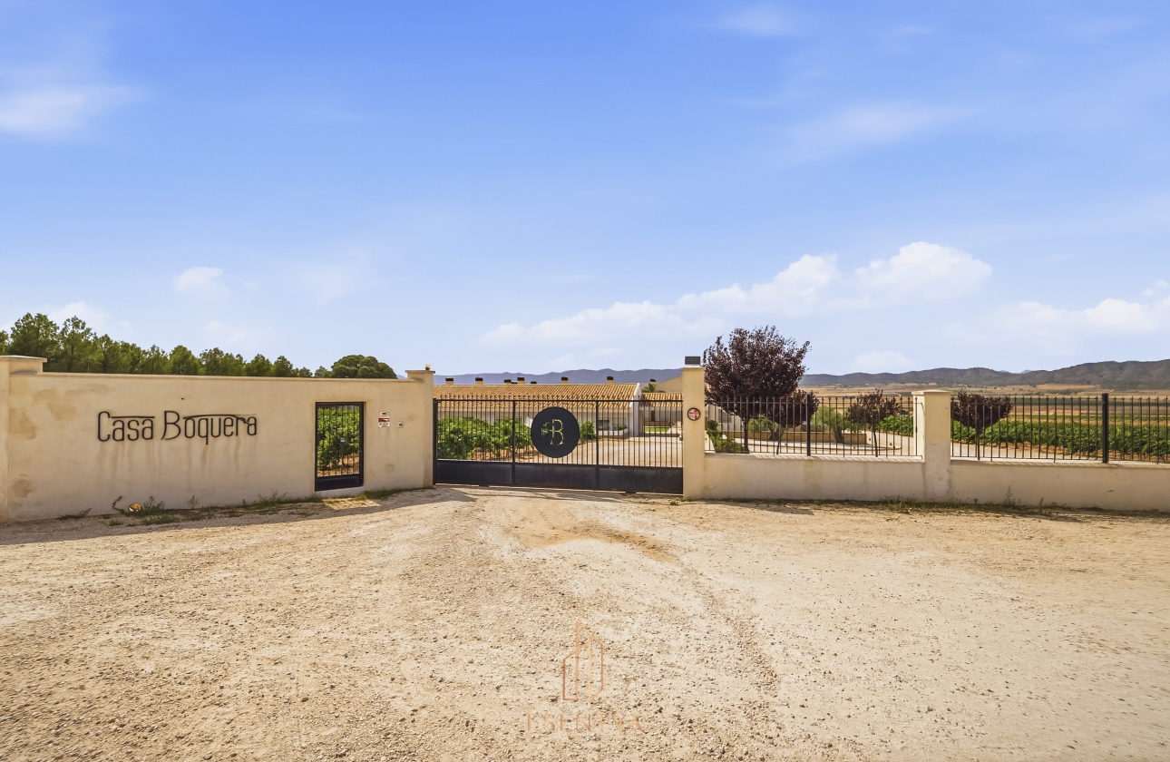 Resale - Villa - Yecla