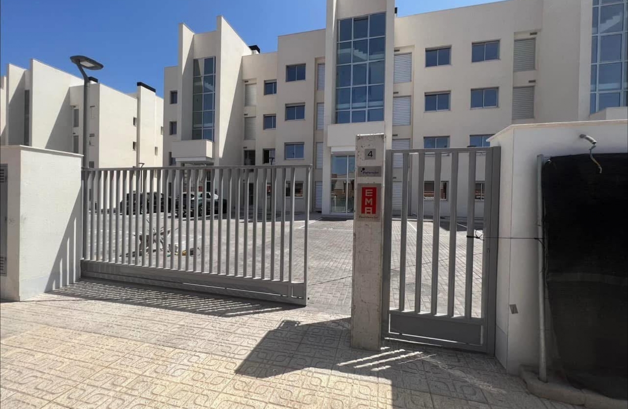 Resale - Apartment - Orihuela Costa