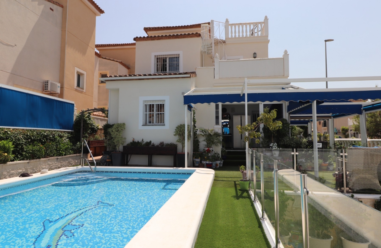 Rynek wtórny - Villa - Algorfa - Montebello