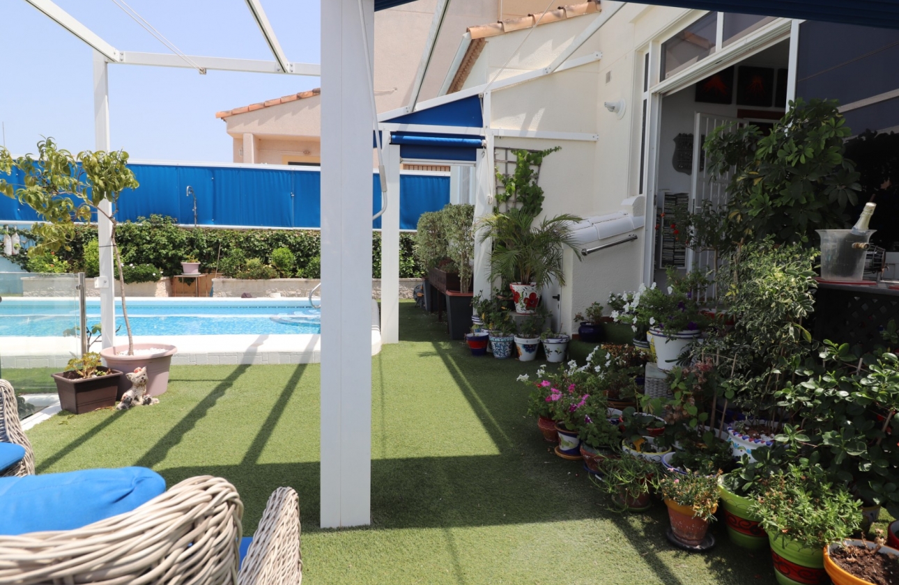 Rynek wtórny - Villa - Algorfa - Montebello