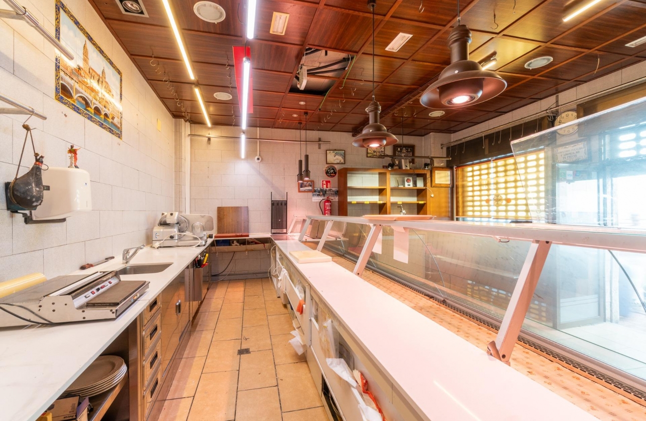 Reventa - Commercial Unit - Torrevieja - Paseo maritimo