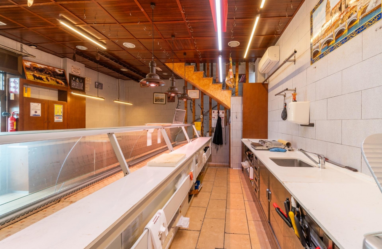 Reventa - Commercial Unit - Torrevieja - Paseo maritimo