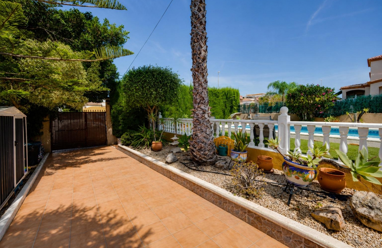 Reventa - Terraced house - San Fulgencio - La Marina