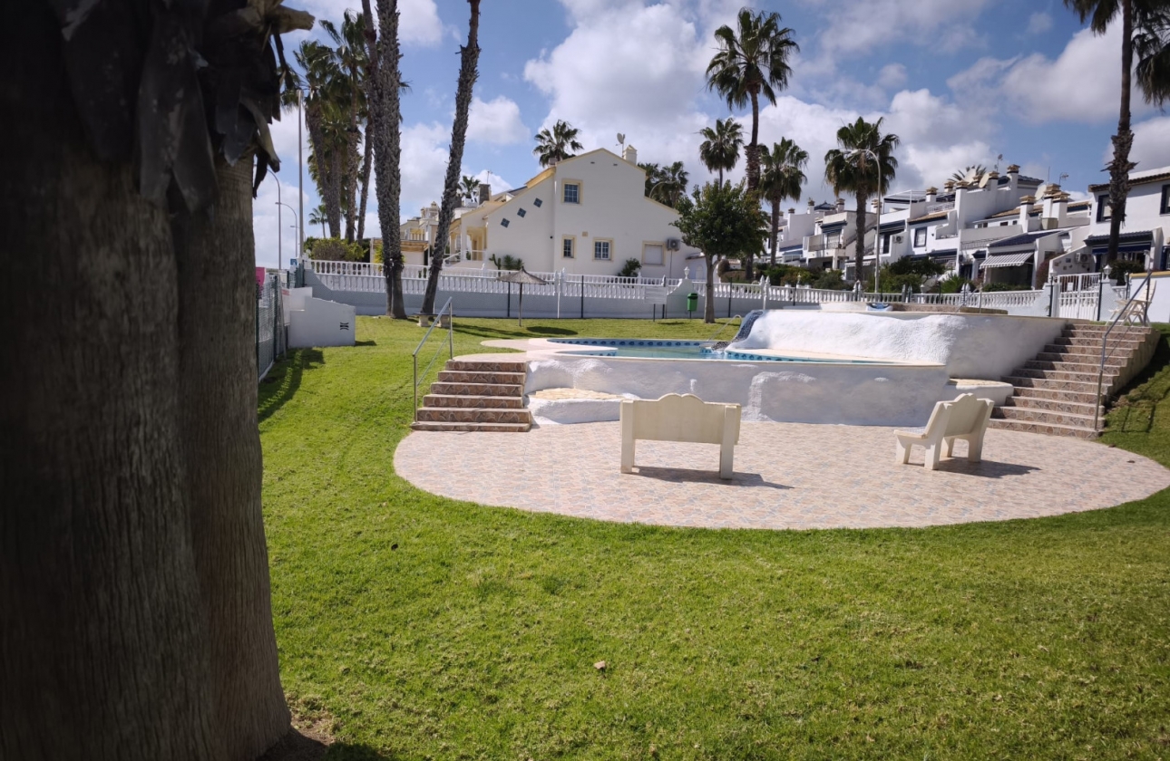 Reventa - Bungalow - Orihuela Costa - Rioja