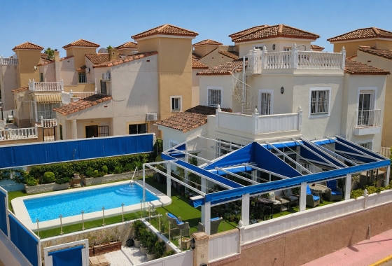 Rynek wtórny - Villa - Algorfa - Montebello