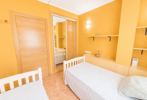 Reventa - Apartment - Torrevieja - Estacion de autobuses