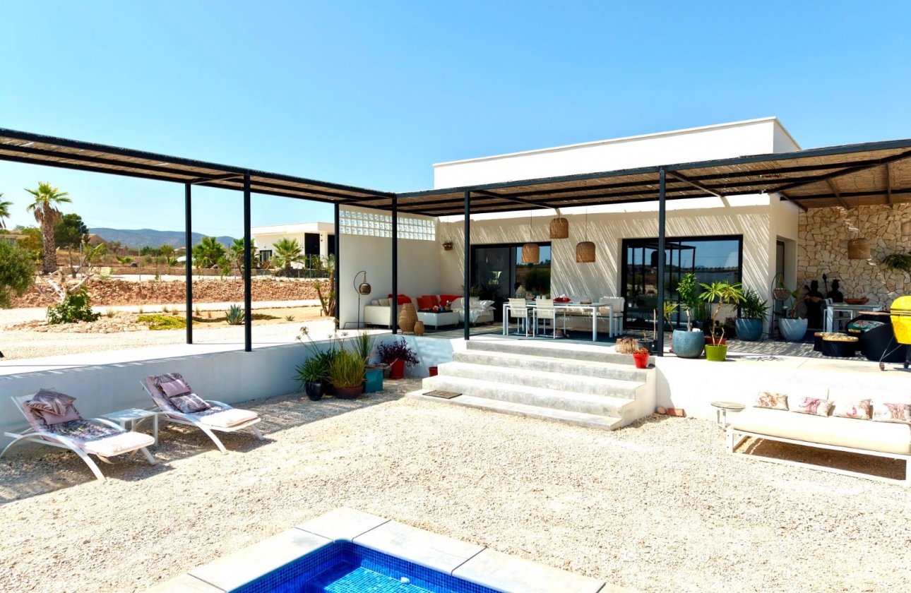 Reventa - Villa - Pinoso