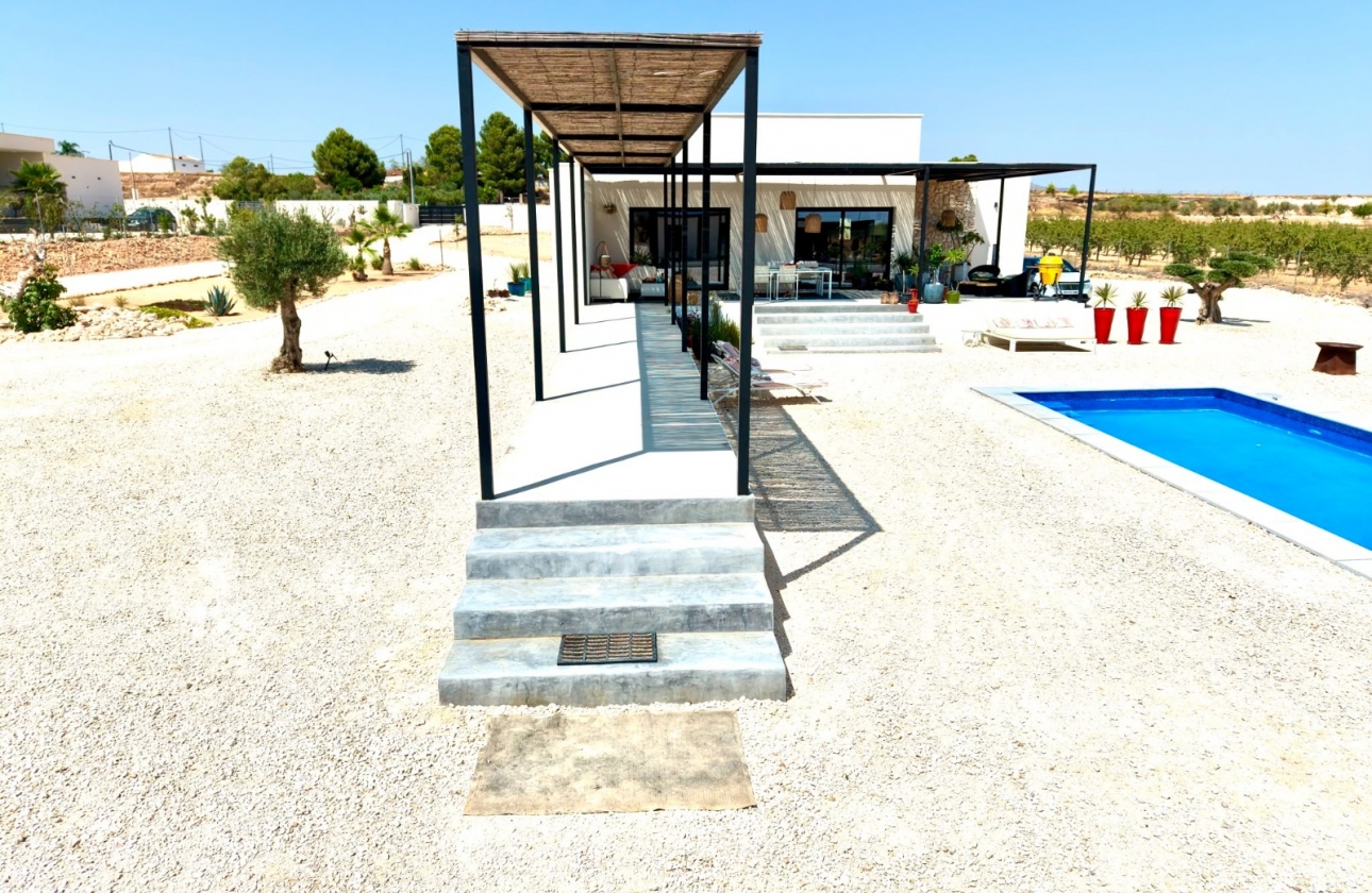 Reventa - Villa - Pinoso