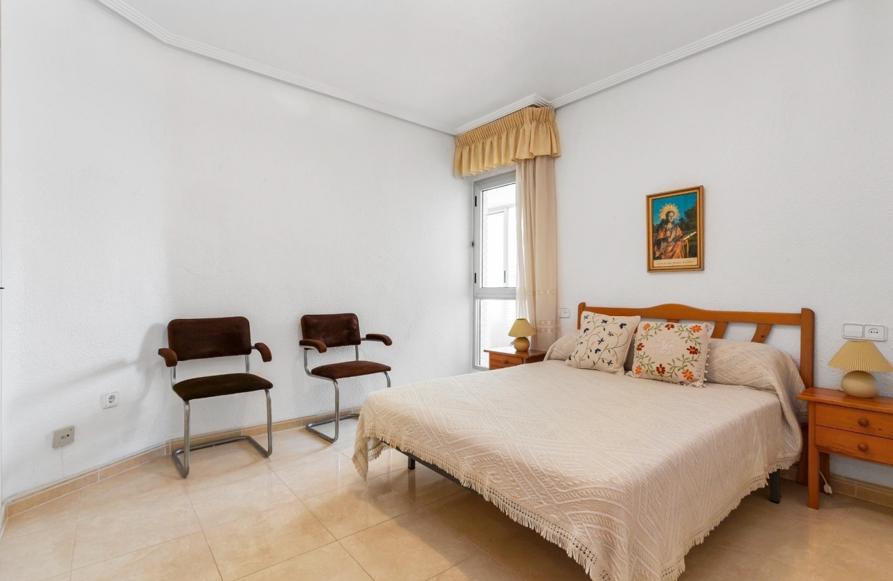 Rynek wtórny - Apartament - Torrevieja - Playa de los Locos