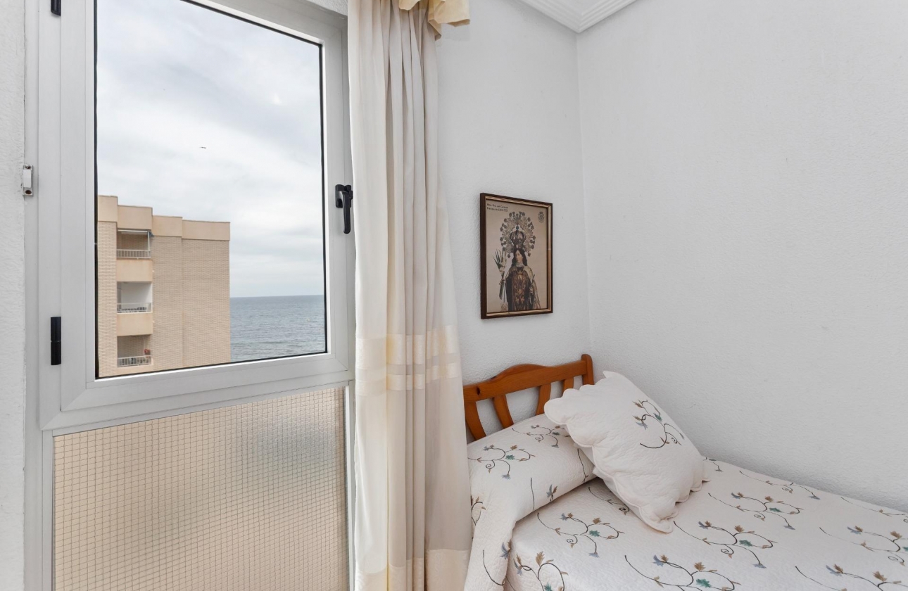 Rynek wtórny - Apartament - Torrevieja - Playa de los Locos