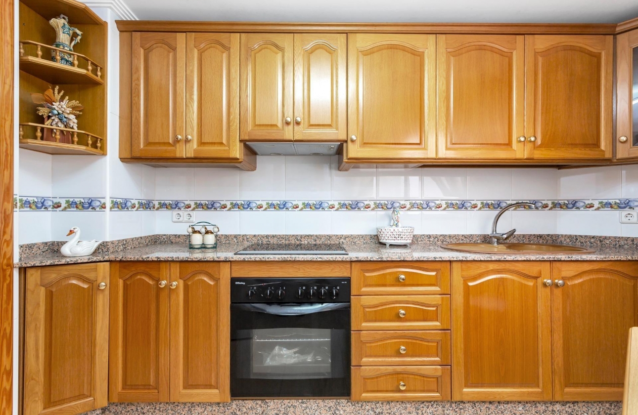 Rynek wtórny - Apartament - Torrevieja - Playa de los Locos