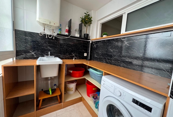 Rynek wtórny - Apartament - Torrevieja - Playa de los Locos