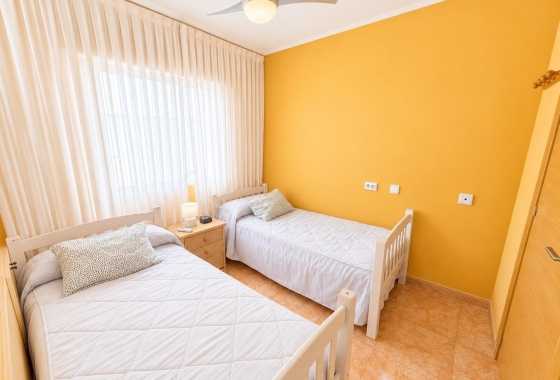 Rynek wtórny - Apartament - Torrevieja - Estacion de autobuses