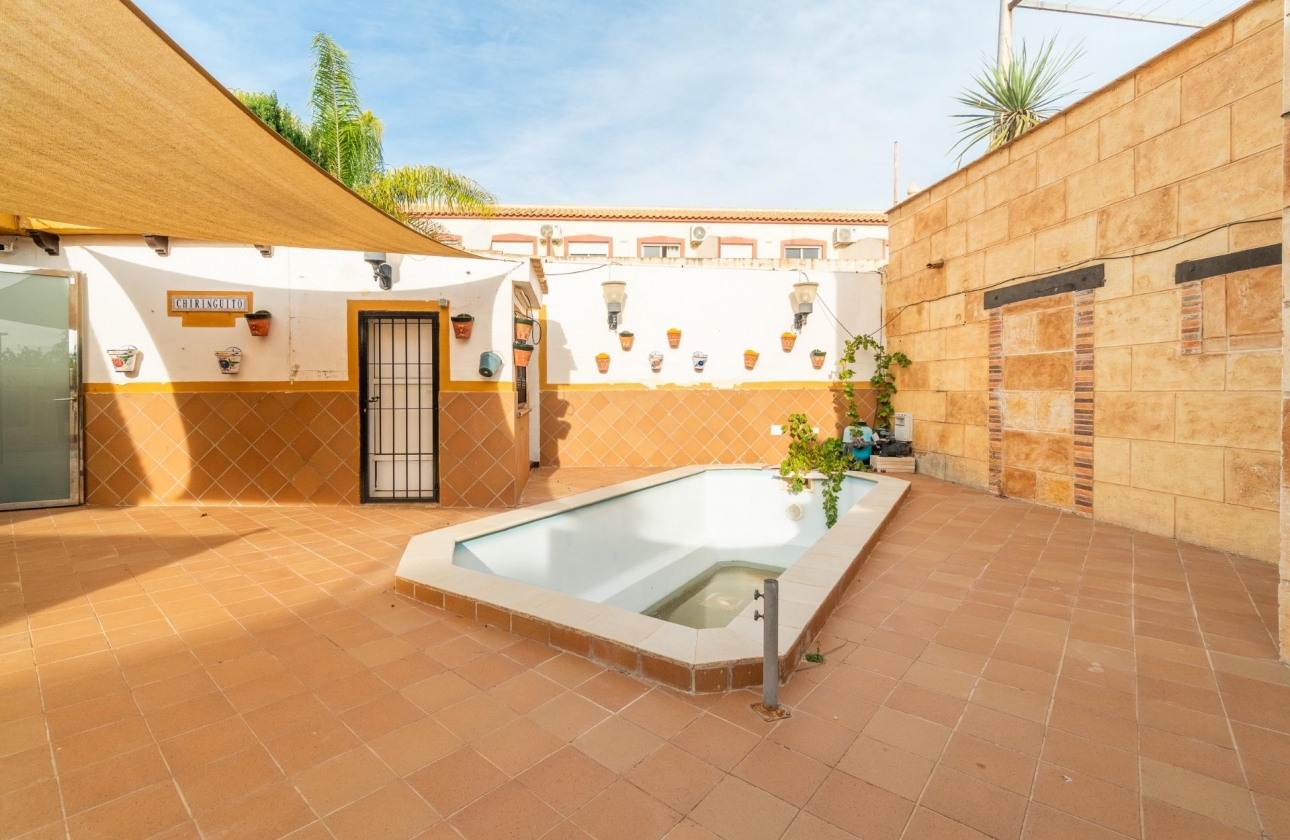 Rynek wtórny - Villa - Torrevieja - Orihuela costa