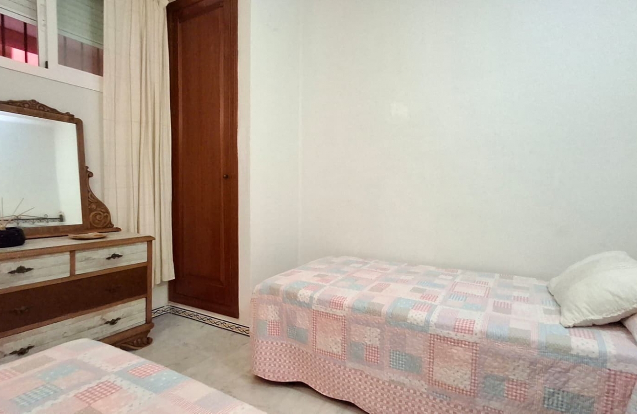 Rynek wtórny - Apartament - Torrevieja - Playa de los Locos