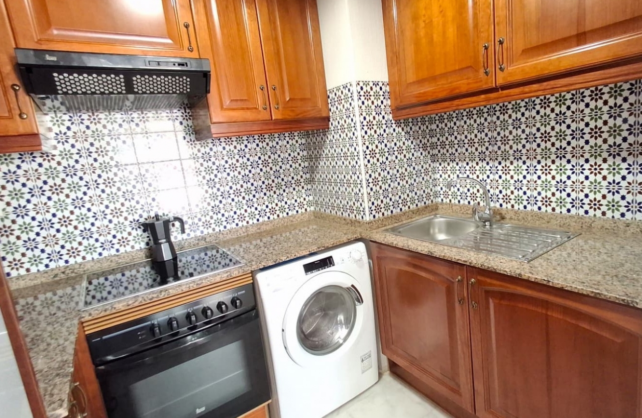 Rynek wtórny - Apartament - Torrevieja - Playa de los Locos