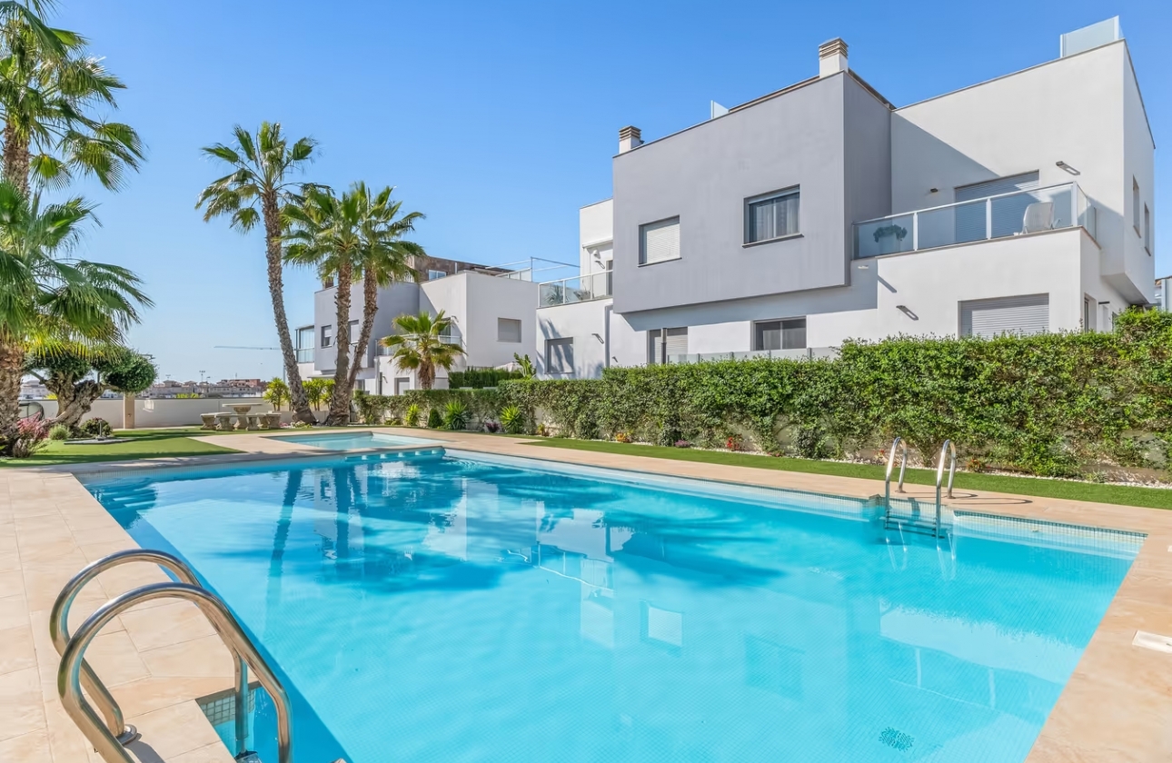 Resale - Semi-detached - Torrevieja - Marina Med