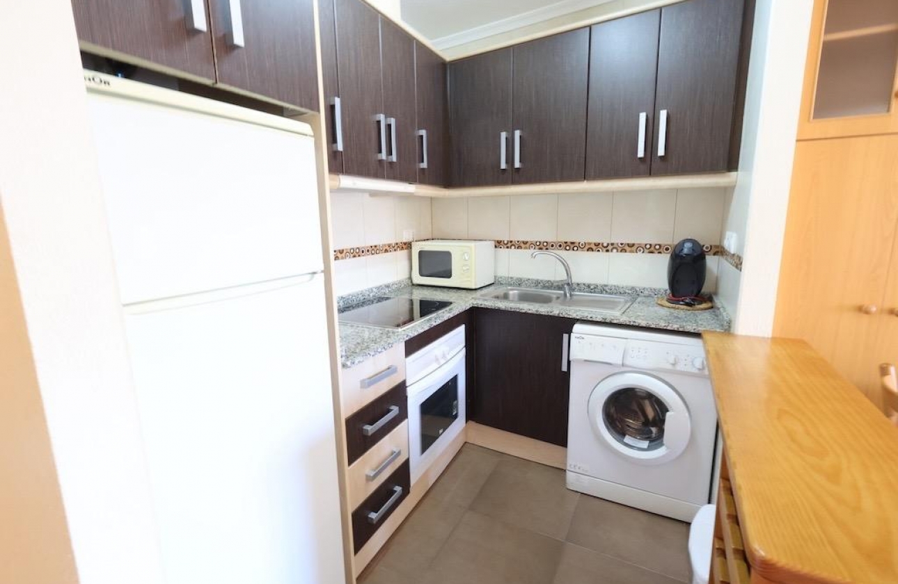 Resale - Apartment - Torrevieja - Centro